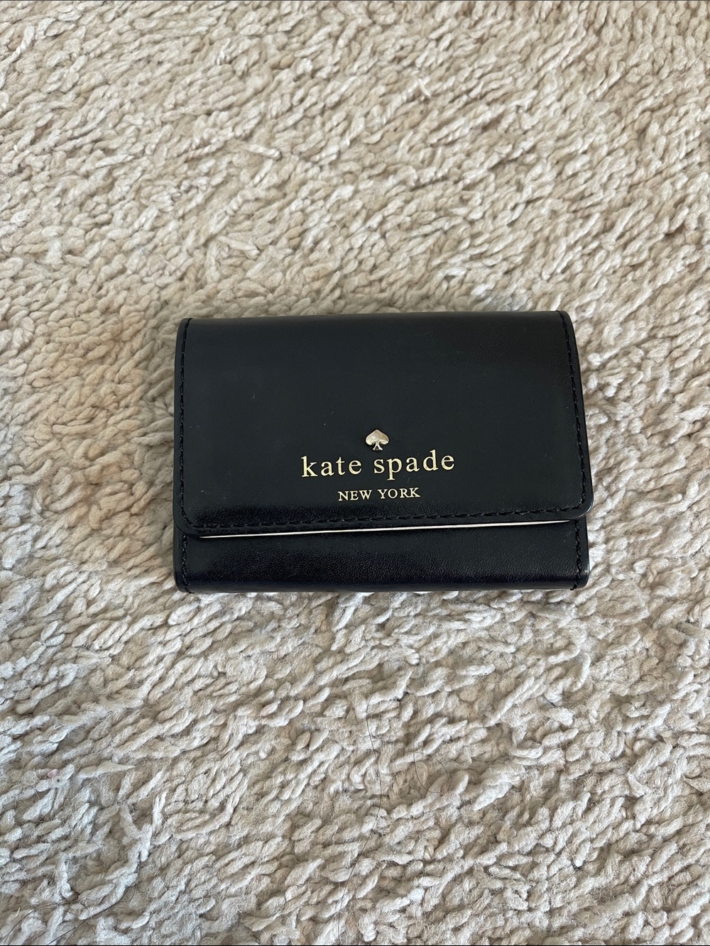 kate spade Black Leather Compact card holder Gold Logo